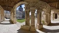 Sortie à St Amant de Boixe organisée par la Société d’Archéologie et d’Histoire de la Charente-Maritime.