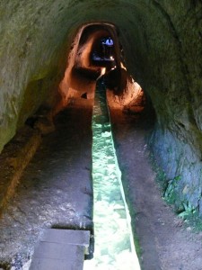 7-intérieur de la galerie d'accès à la source de la Grand-font