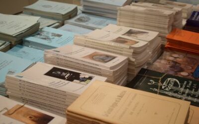 Braderie de livres par les sociétés d’archéologie et des archives historiques.